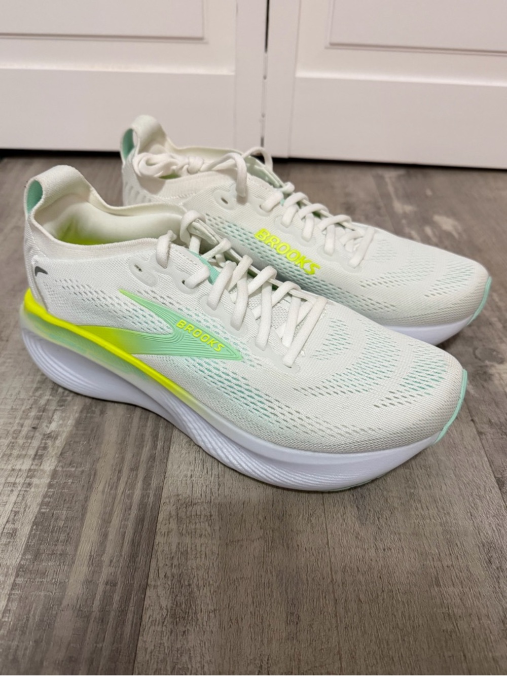 Brooks Women’s White & Lime Running Shoes